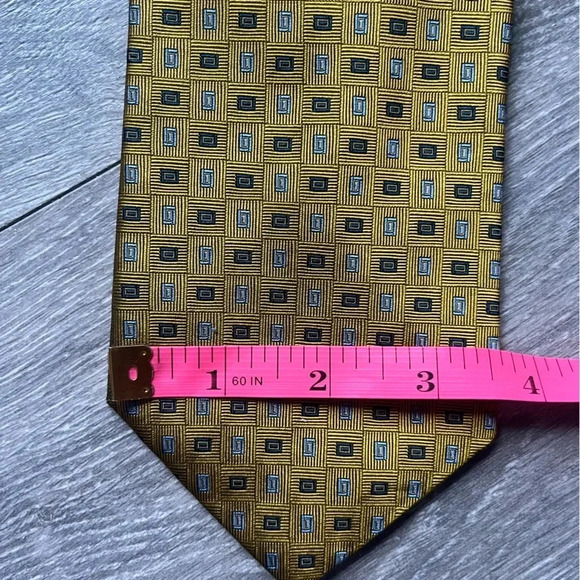 Brooks Brothers Makers Gold Blue Rectangular Print 100% Silk Men’s Necktie Work - Picture 5 of 5